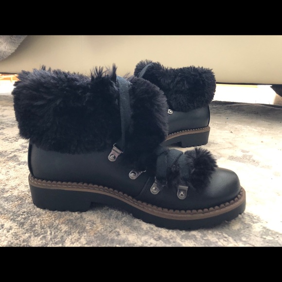 Esprit booties sz 6 - Picture 4 of 4